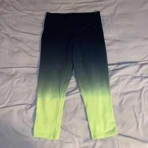 Nike Black to Green Ombré Cropped Leggings!